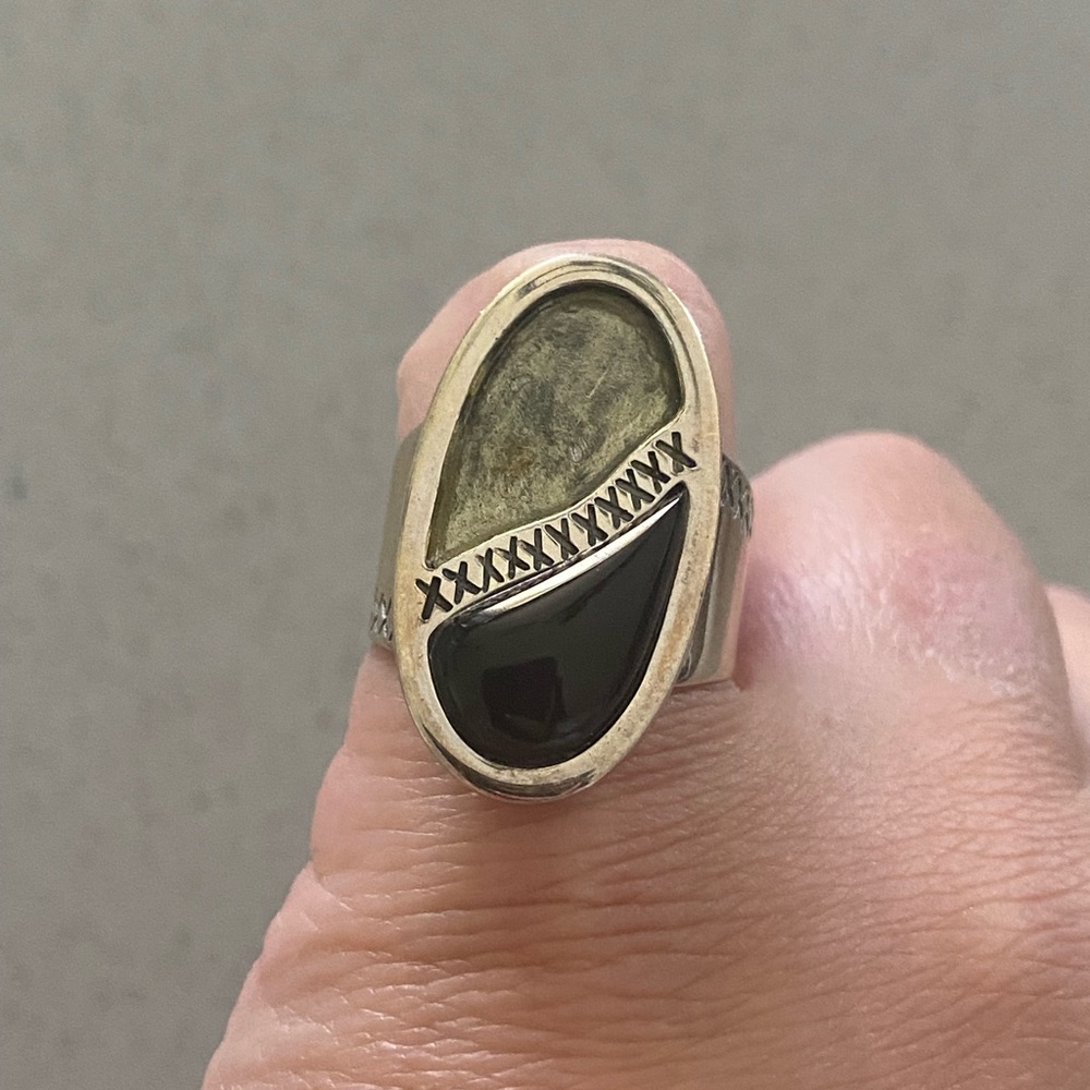 Silver Onyx Ring Missing Stone - image 6